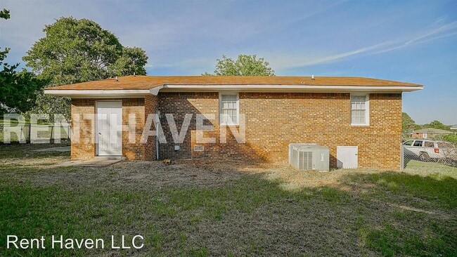 113 Eleta Dr in Lexington, SC - Foto de edificio - Building Photo