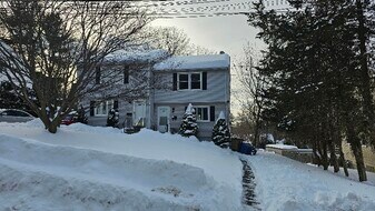 32 Morrison St in Vernon, CT - Building Photo