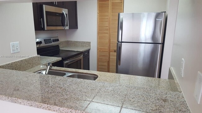 property at 800 N Miami Ave