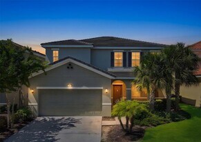 5289 Oakbourne Ave in Davenport, FL - Building Photo