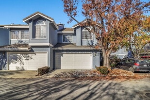 2639 Heritage Park Cir in San Jose, CA - Building Photo