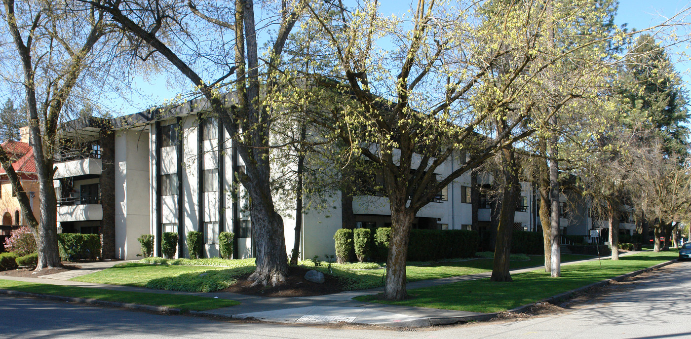 Pacific Terrace Apartments in Spokane, WA - Foto de edificio