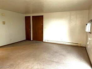 98 View St in Weirton, WV - Building Photo - Building Photo
