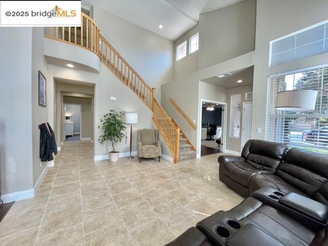 709 Thompsons Dr in Brentwood, CA - Building Photo - Building Photo
