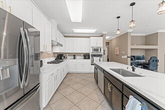 39 San Tomas Dr in Pittsburg, CA - Building Photo - Building Photo