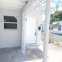 618 58th St, Unit A in West Palm Beach, FL - Building Photo