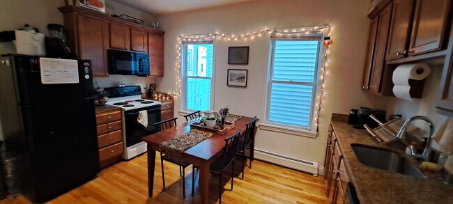 143 Hillside St, Unit 2