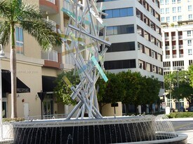 7285 SW 90th St in Miami, FL - Building Photo