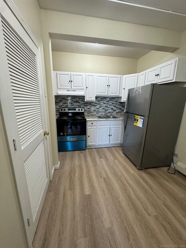 property at 1053 E Main St