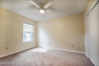 4452 Timber Bluff Ct in Jacksonville, FL - Building Photo - Building Photo