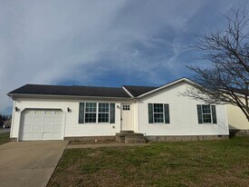 301 Hilton Way in Bowling Green, KY - Building Photo