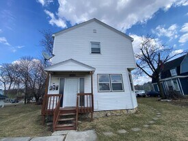 2409 S Calhoun St in Fort Wayne, IN - Building Photo