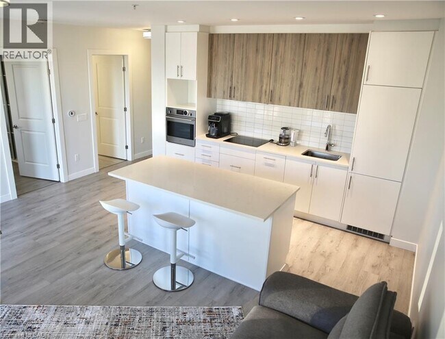 property at 181 King St S