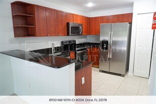 8933 NW 107th Ct, Unit 204 in Doral, FL - Building Photo