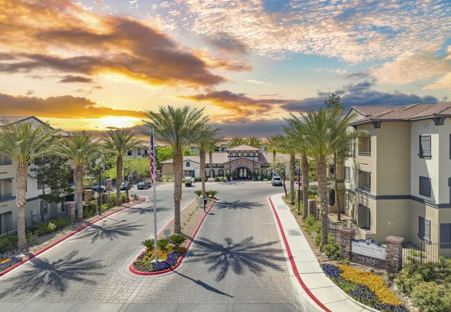 Colonial Grand at Desert Vista in North Las Vegas, NV - Foto de edificio - Building Photo