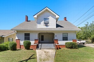 1939 McCalla Ave in Knoxville, TN - Building Photo