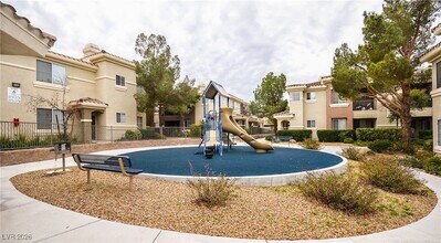 9050 W Warm Springs Rd, Unit 1177 in Las Vegas, NV - Foto de edificio - Building Photo
