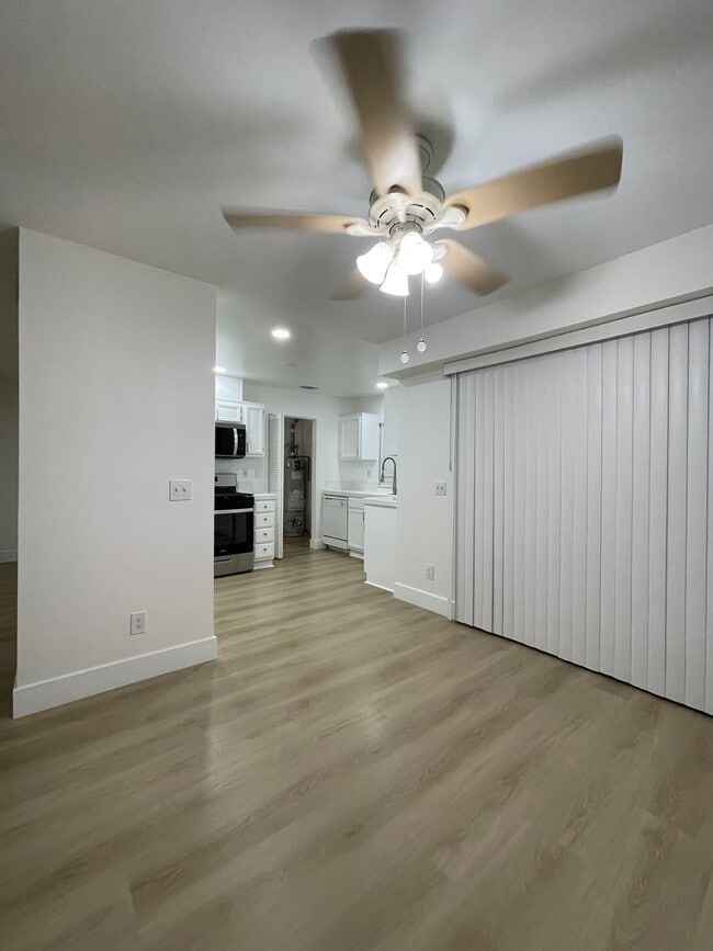 271 Laurel Ave in Brea, CA - Building Photo - Building Photo
