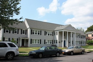 338 Simpson Pl Apartments