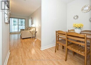 70 Town Centre Court in Toronto, ON - Building Photo - Building Photo