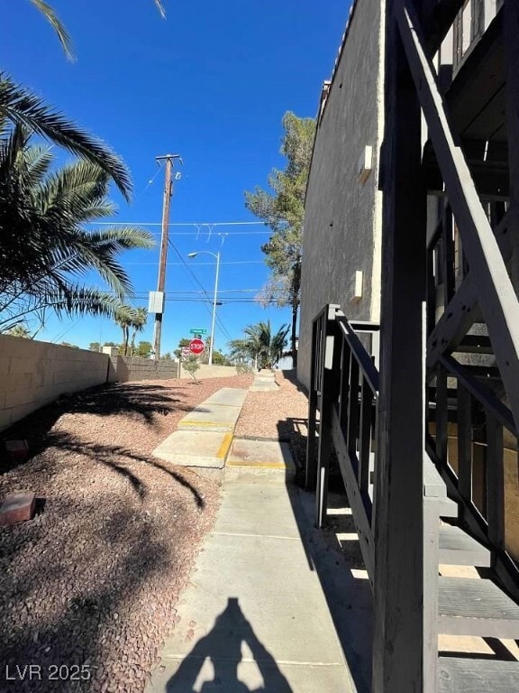 property at 2818 Calle Del Oro