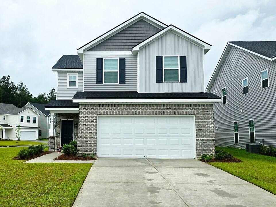 101 Fenway St in Savannah, GA - Building Photo