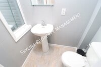 2047 Gerritt St photo'