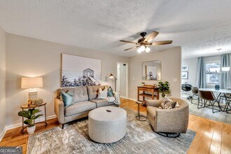 160 Booth Rd SW in Marietta, GA - Building Photo - Building Photo