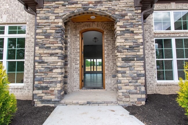 935 S Cross Bridges Rd in Mt Pleasant, TN - Building Photo - Building Photo