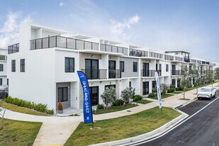 Onx Homes on Grandville in Homestead, FL - Building Photo