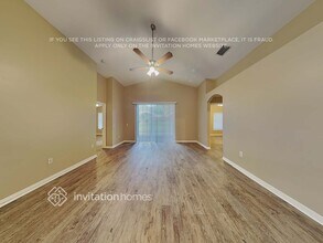 724 Somerstone Dr in Valrico, FL - Building Photo - Building Photo