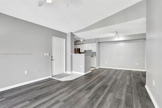 4820 N State Rd 7 in Coconut Creek, FL - Building Photo - Building Photo