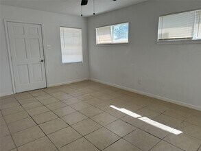 3831 Mt Pleasant St in Houston, TX - Building Photo - Building Photo
