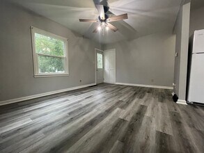 333 Lamont St in Waterloo, IA - Building Photo - Building Photo