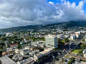 1425 Liliha St in Honolulu, HI - Building Photo - Building Photo