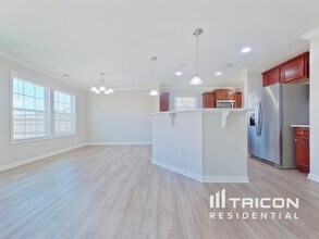 313 Fairford Rd in Blythewood, SC - Foto de edificio - Building Photo