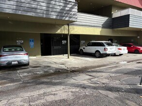 1047 El Camino Real in Menlo Park, CA - Building Photo - Building Photo