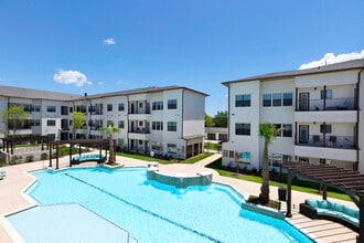 Solea Copperfield 55+ Active Adult in Houston, TX - Building Photo - Building Photo