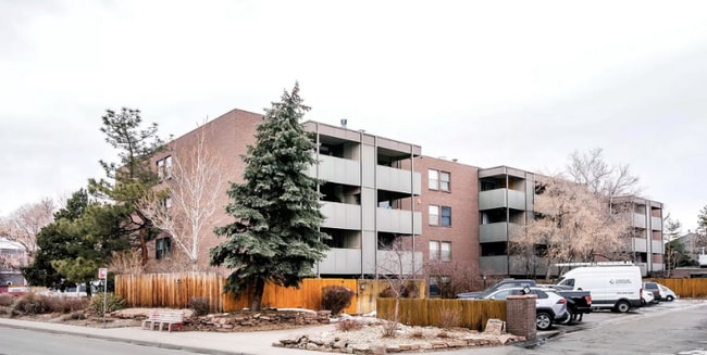 2227 Canyon Blvd, Unit 401A in Boulder, CO - Building Photo - Building Photo