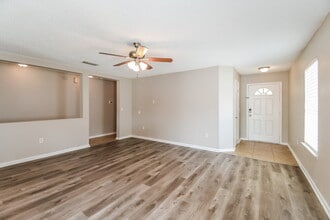 11412 Brian Lakes Dr N in Jacksonville, FL - Building Photo - Building Photo