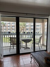 3938 Surfside Blvd, Unit 3126 in Corpus Christi, TX - Foto de edificio - Building Photo