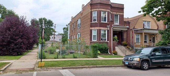 6458 S Paulina St, Unit 2 in Chicago, IL - Building Photo - Building Photo