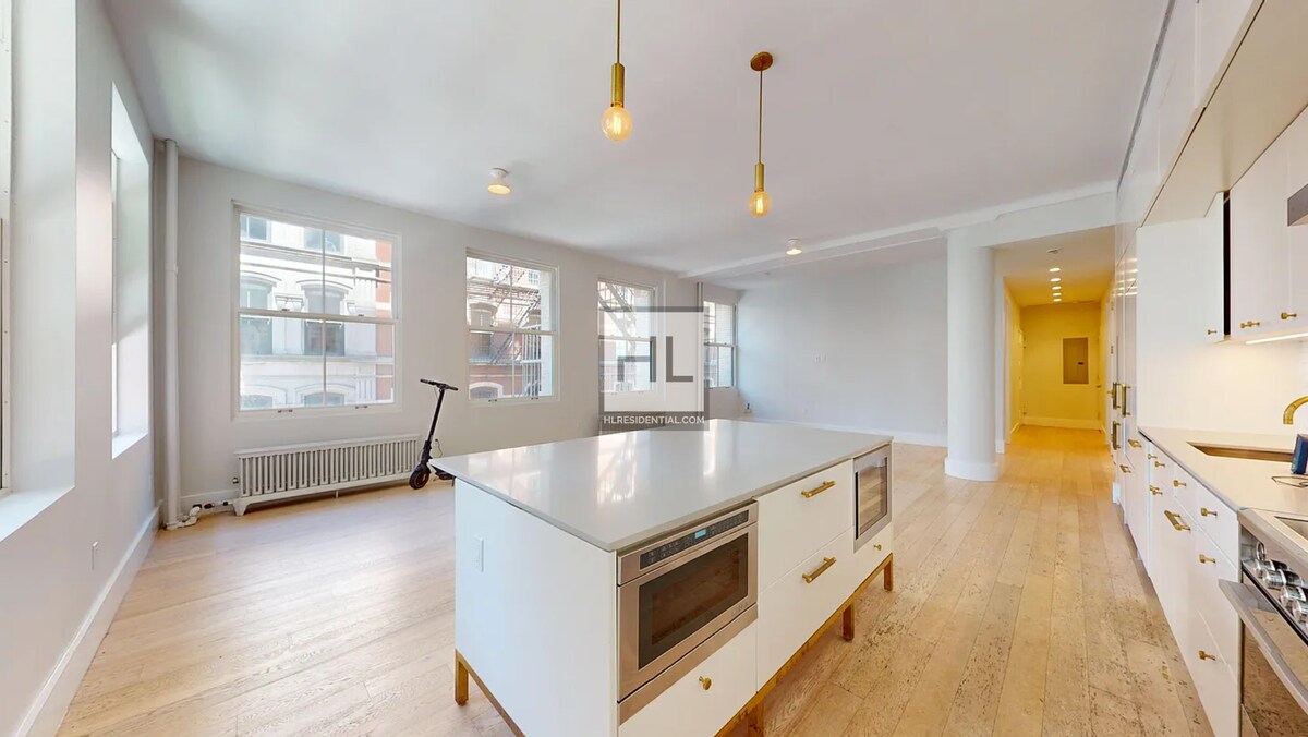 BROOME STREET in New York, NY - Building Photo