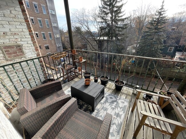 1489 Beacon St in Brookline, MA - Building Photo - Building Photo