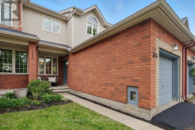 property at 304 Applecross Crescent