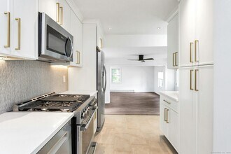 124 Minturn Pl in Bridgeport, CT - Building Photo - Building Photo