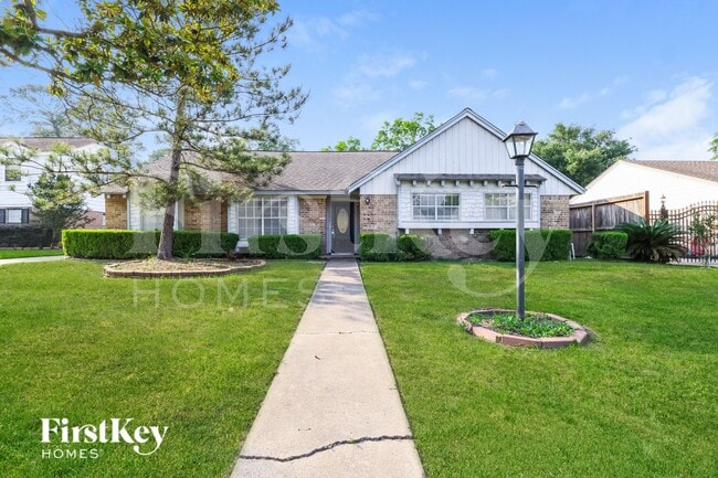property at 222 Magic Oaks Dr