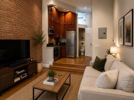 234 W 14th St, Unit 2B in New York, NY - Building Photo