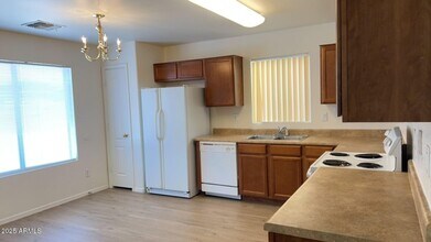 36575 W Nina St in Maricopa, AZ - Building Photo - Building Photo