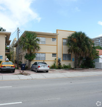 9025 Harding Ave in Miami Beach, FL - Building Photo - Building Photo